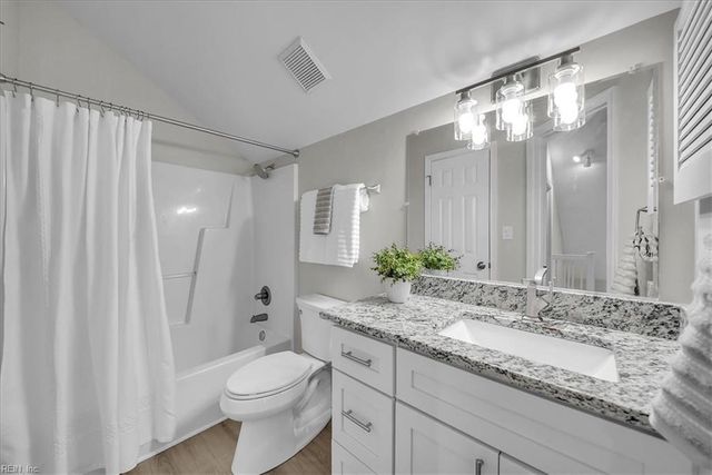 605 Sail Fish QUAY, Chesapeake, VA 23320