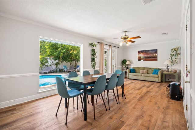 245 NW Bayou Woods Drive, Fort Walton Beach, FL 32548
