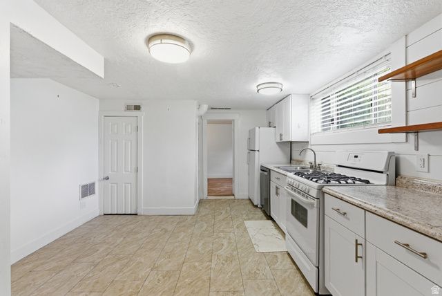 390 S 700 W, Provo, UT 84601