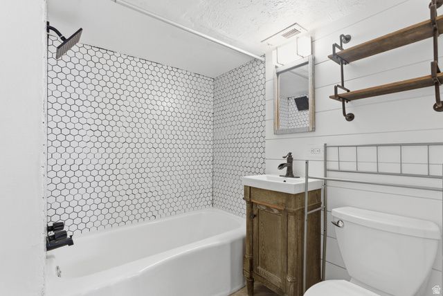 390 S 700 W, Provo, UT 84601