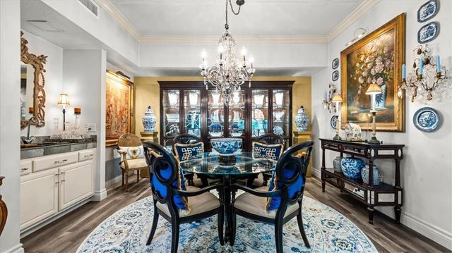 2184 Eiffel Circle, Upland, CA 91784