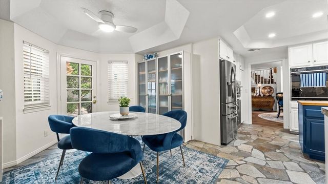 2184 Eiffel Circle, Upland, CA 91784