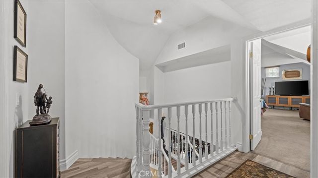 2184 Eiffel Circle, Upland, CA 91784