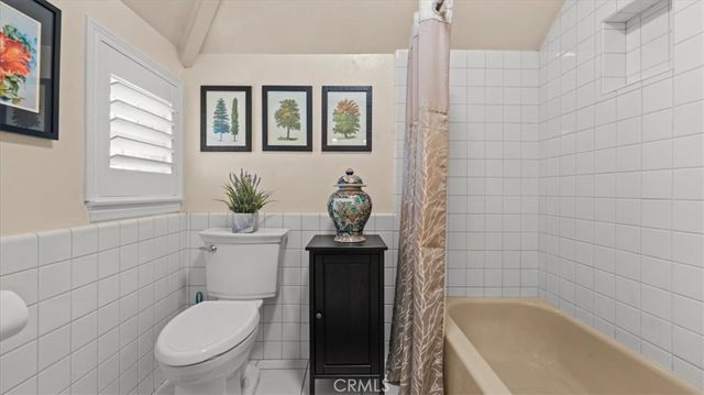 2184 Eiffel Circle, Upland, CA 91784