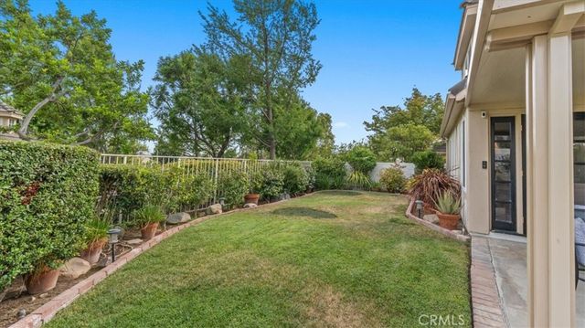 2184 Eiffel Circle, Upland, CA 91784