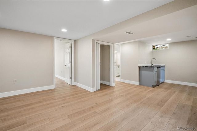 1495 S Benton Street, Denver, CO 80232