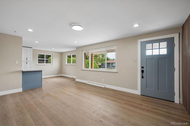 1495 S Benton Street, Denver, CO 80232
