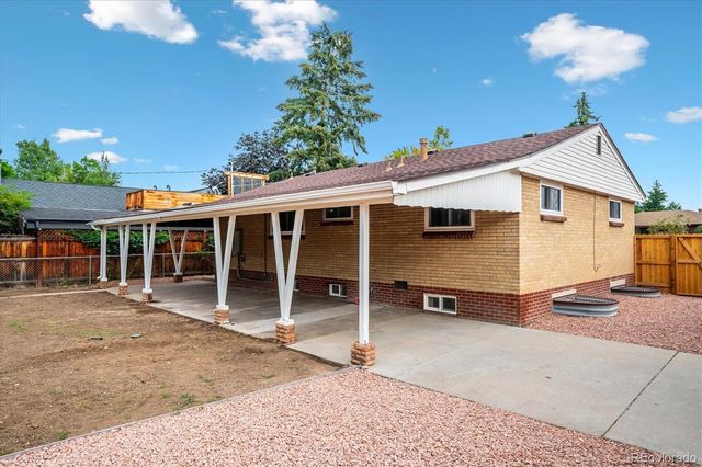 1495 S Benton Street, Denver, CO 80232