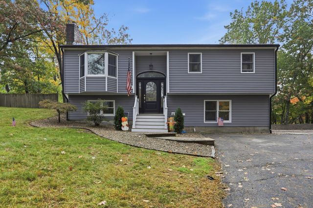 213 North St, Georgetown, MA 01833