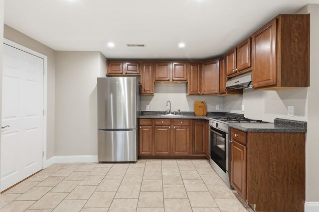 213 North St, Georgetown, MA 01833
