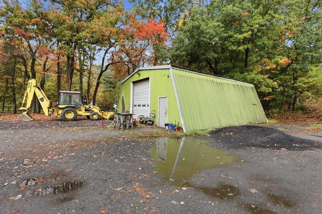 213 North St, Georgetown, MA 01833