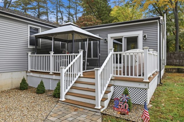 213 North St, Georgetown, MA 01833