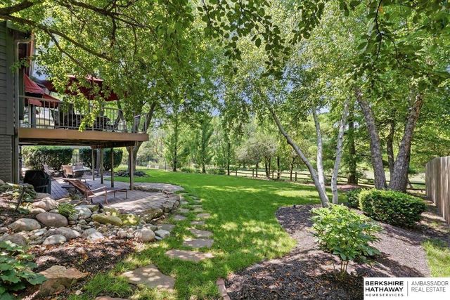 304 N 163 Street, Omaha, NE 68118