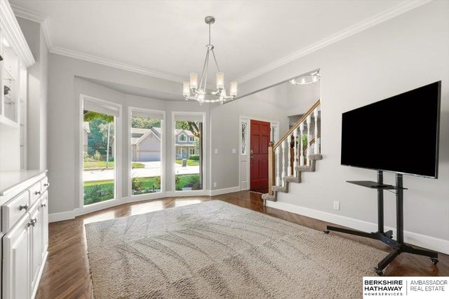 304 N 163 Street, Omaha, NE 68118