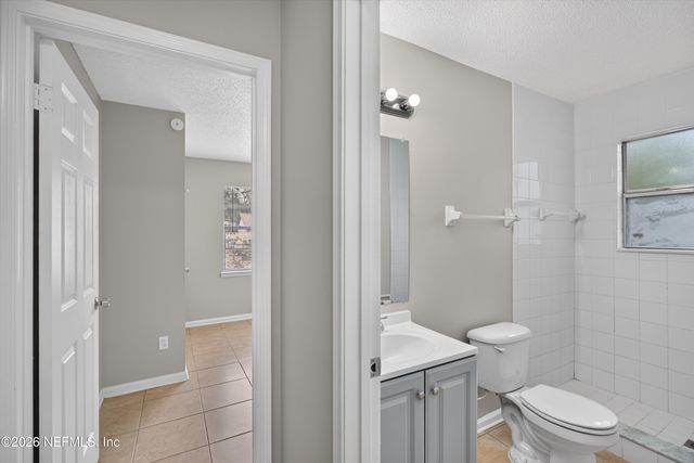 1040 WILLOW COVE Court E, Jacksonville, FL 32233