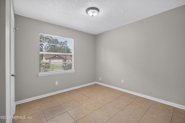 1040 WILLOW COVE Court E, Jacksonville, FL 32233