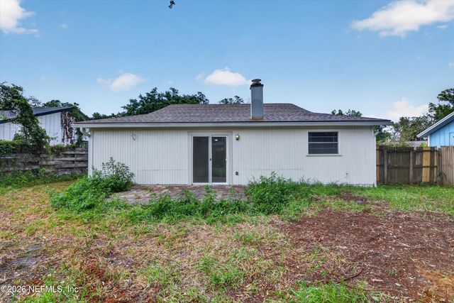 1040 WILLOW COVE Court E, Jacksonville, FL 32233