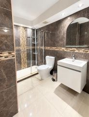 605 NW 72nd Avenue 301, Miami, FL 33126