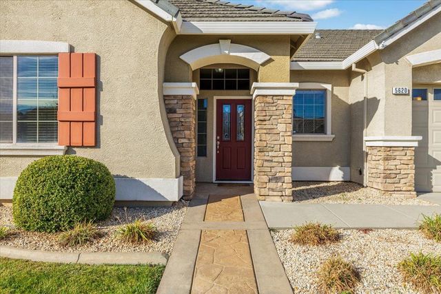 5620 Cobbler Ln, Linda, CA 95901