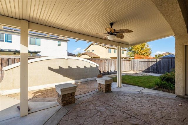 5620 Cobbler Ln, Linda, CA 95901