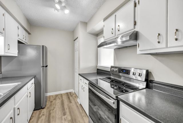 432 Summit Ridge Pl, Nashville, TN 37215