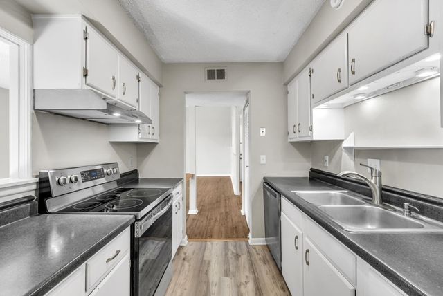 432 Summit Ridge Pl, Nashville, TN 37215