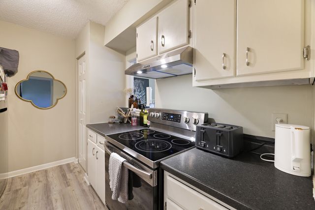 432 Summit Ridge Pl, Nashville, TN 37215