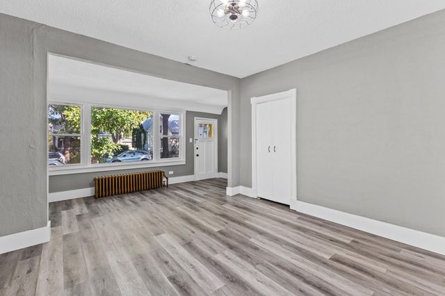 610 Charles Avenue, Saint Paul, MN 55103