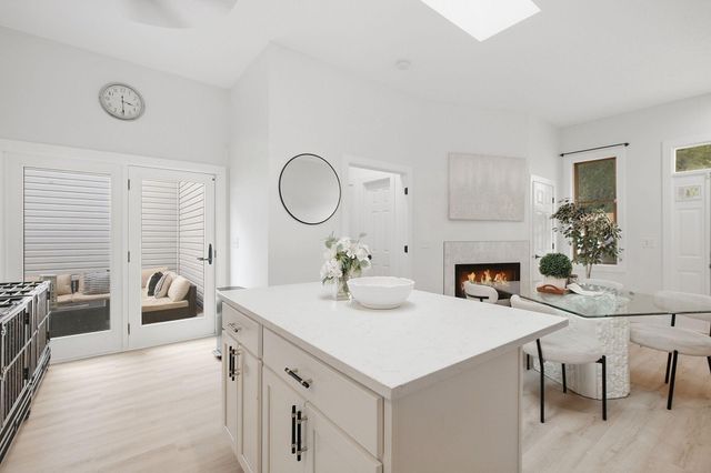 3257 Grimes Avenue N, Robbinsdale, MN 55422