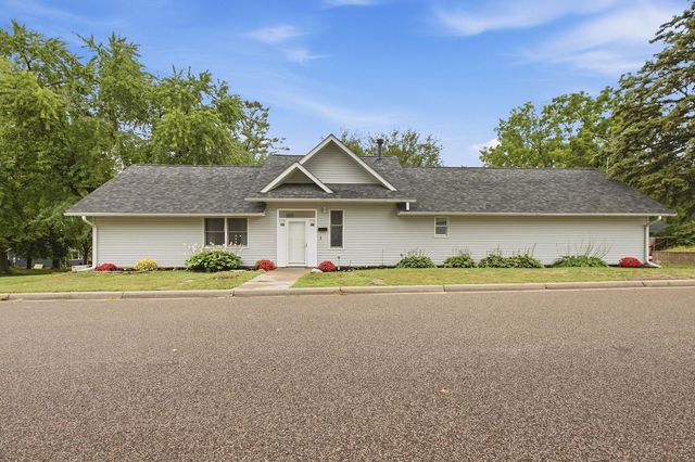 3257 Grimes Avenue N, Robbinsdale, MN 55422