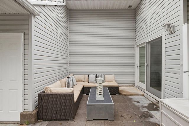 3257 Grimes Avenue N, Robbinsdale, MN 55422