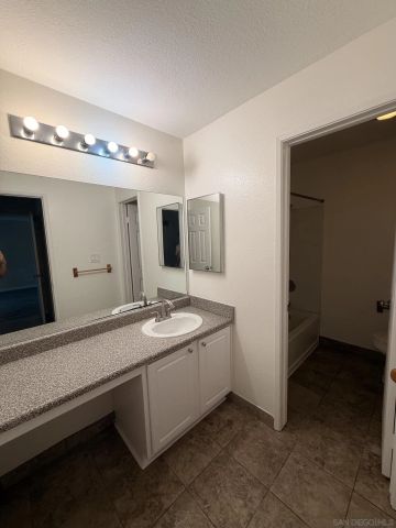 7405 Charmant Dr 1922, San Diego, CA 92122