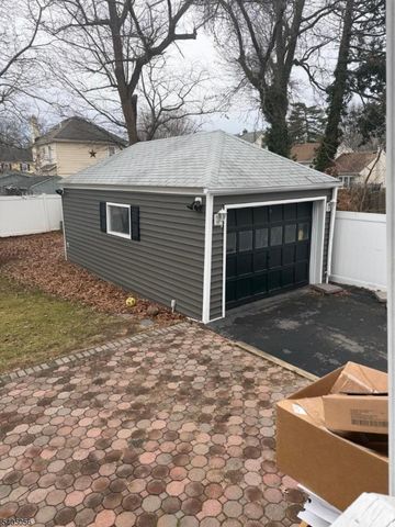 454 Stanley Pl, Rahway City, NJ 07065