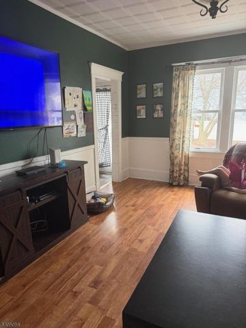 454 Stanley Pl, Rahway City, NJ 07065