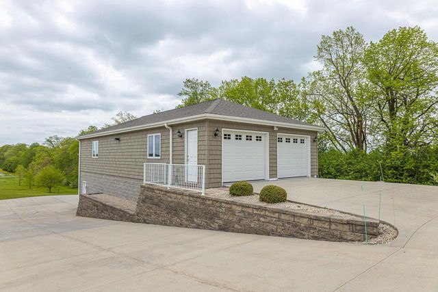 11604 N Granville ROAD, Mequon, WI 53097