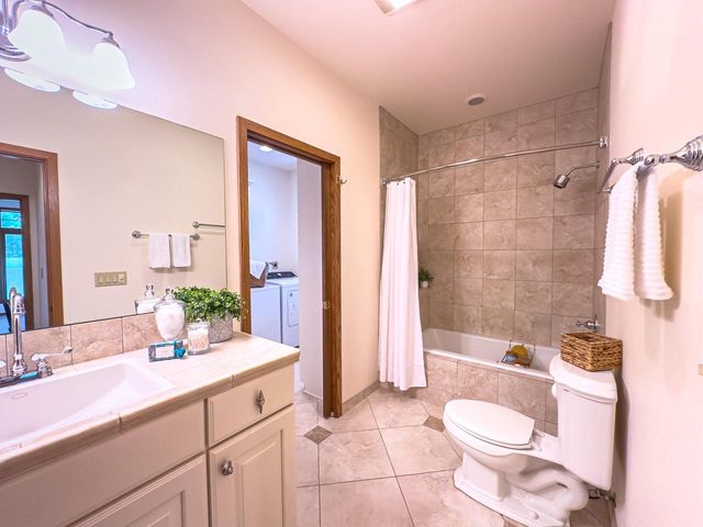 11604 N Granville ROAD, Mequon, WI 53097
