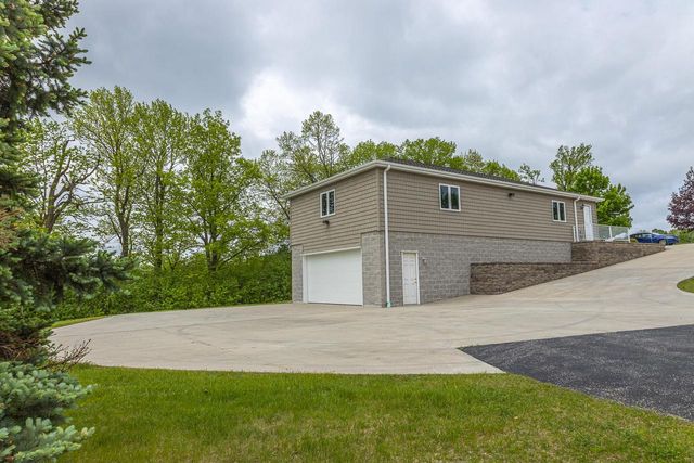 11604 N Granville ROAD, Mequon, WI 53097