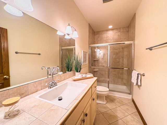 11604 N Granville ROAD, Mequon, WI 53097