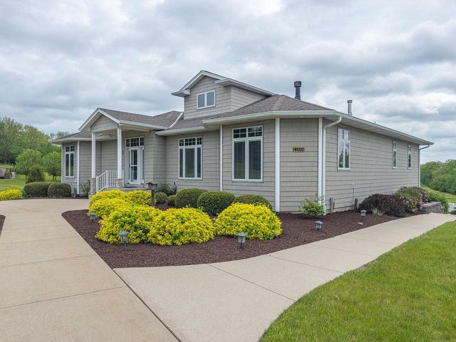 11604 N Granville ROAD, Mequon, WI 53097
