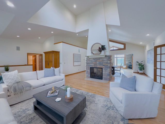 11604 N Granville ROAD, Mequon, WI 53097