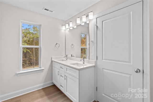 113 Titleist Drive, Statesville, NC 28677