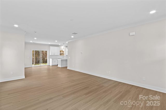 113 Titleist Drive, Statesville, NC 28677