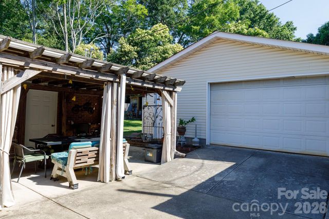 555 E Black Street, Rock Hill, SC 29730