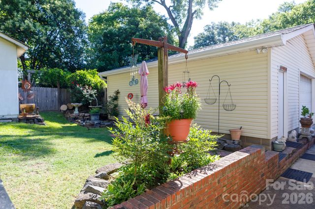 555 E Black Street, Rock Hill, SC 29730