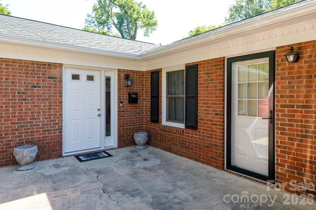 555 E Black Street, Rock Hill, SC 29730