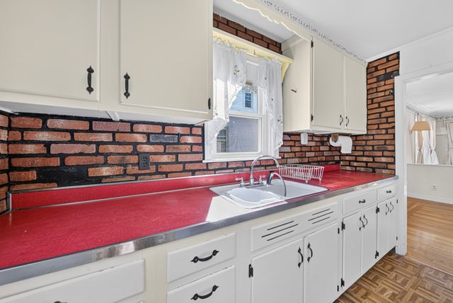149 Columbia Avenue, Warwick, RI 02888