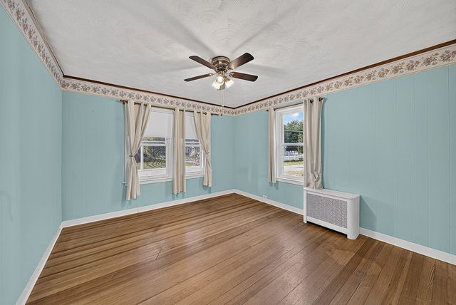 149 Columbia Avenue, Warwick, RI 02888