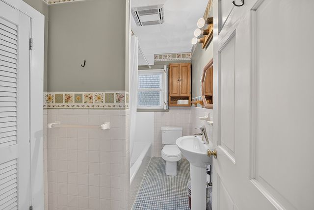 149 Columbia Avenue, Warwick, RI 02888