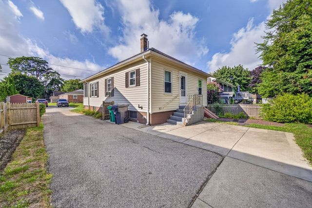 149 Columbia Avenue, Warwick, RI 02888