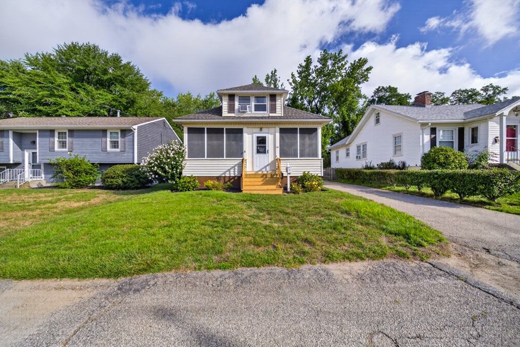 149 Columbia Avenue, Warwick, RI 02888